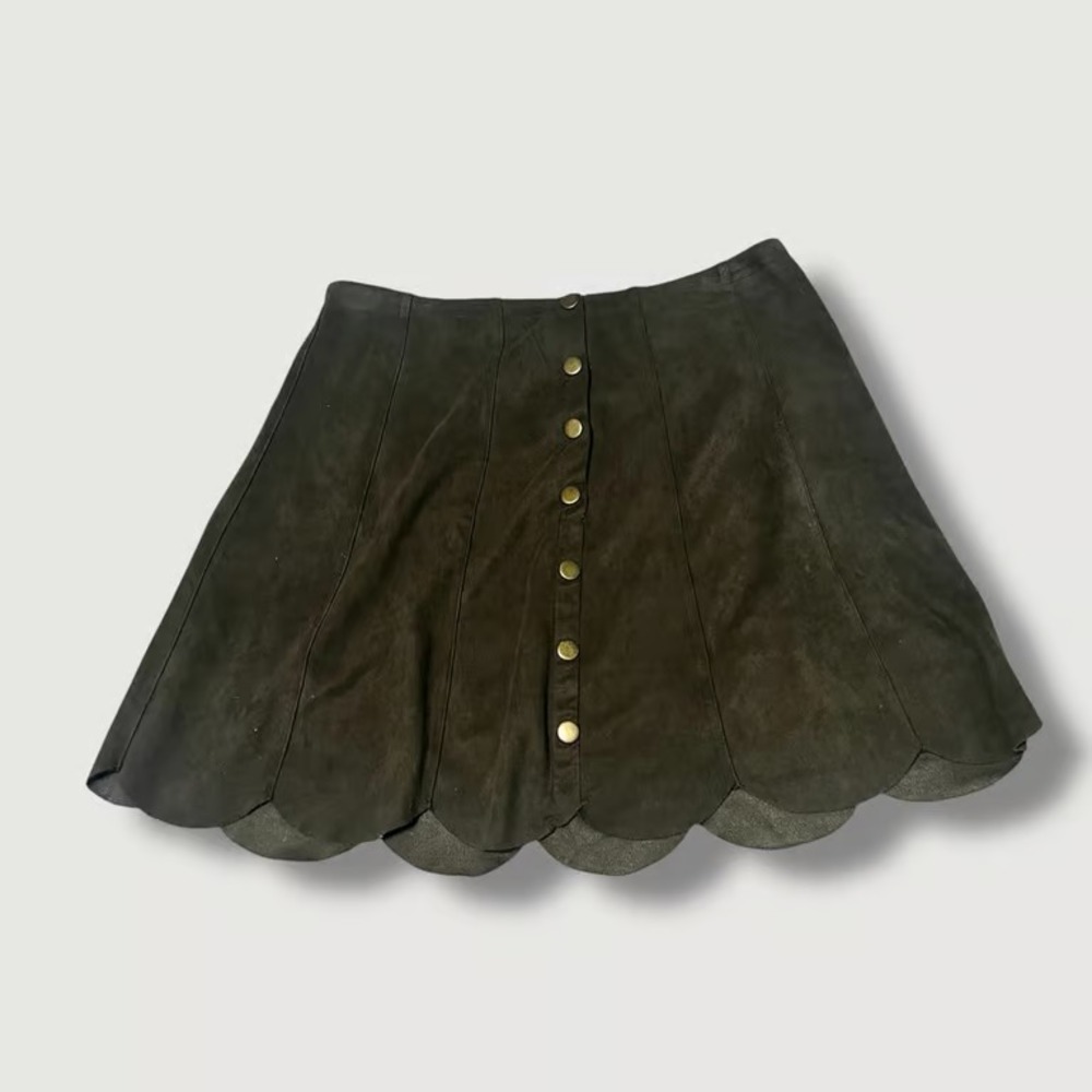 Brooklyn‎ Karma Olive Green Faux Suede Scalloped Mini Skirt Size Large